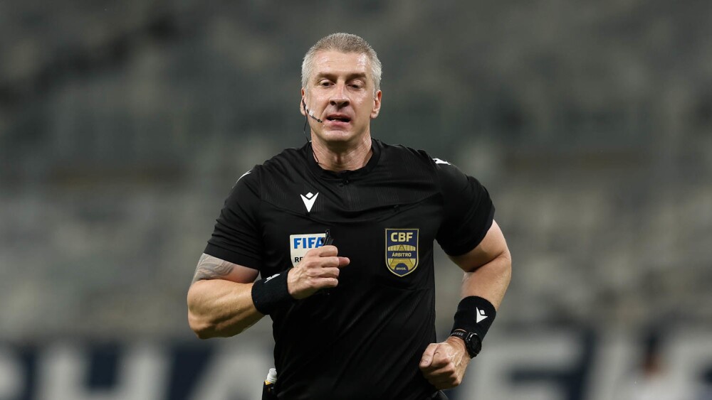 Anderson Daronco em ação no Cruzeiro e Palmeiras, pelo Brasileirão de 2024