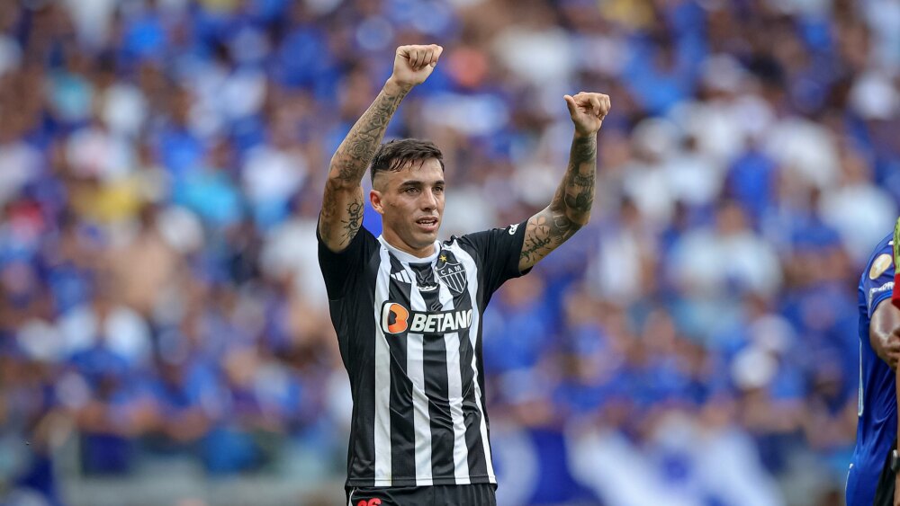 Saravia marcou o gol que iniciou a reação do Galo no clássico