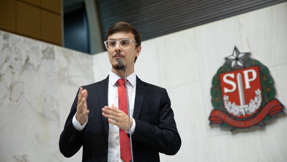 Guilherme Cortez (PSOL) é deputado estadual de São Paulo.
