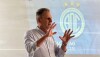 Rodolfo Landim, ex-presidente do Flamengo, durante reunião com conselheiros do Confiança
