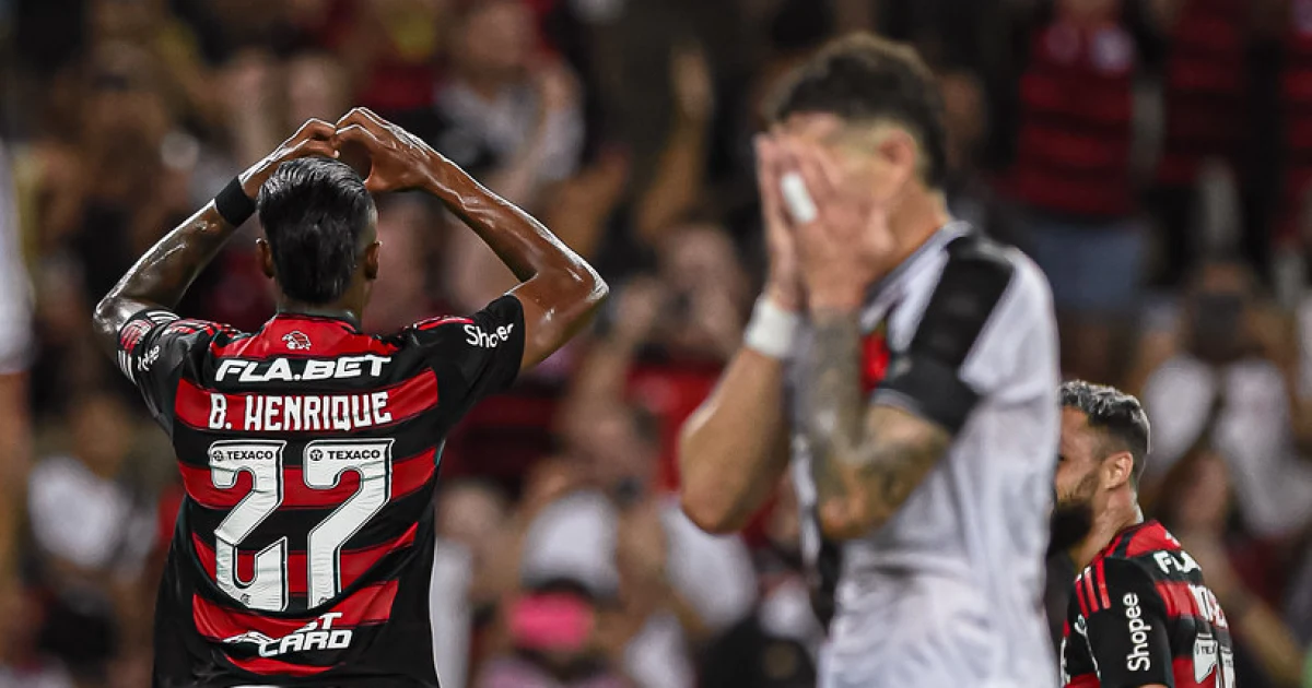 Comentarista comenta domínio recente do Flamengo sobre o Vasco e cita Atlético
