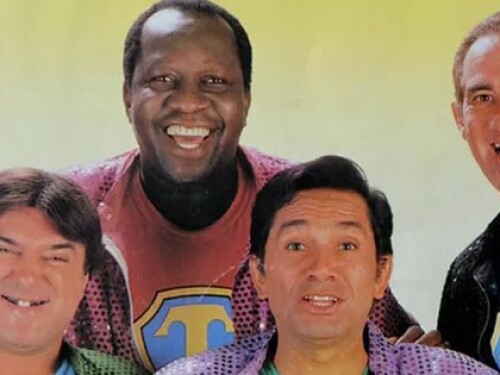 Dedé Santana visita túmulo de Zacarias e reascende história do humorista