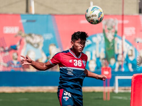 Kervin Andrade, meia venezuelano que foi incorporado ao time profissional do Fortaleza