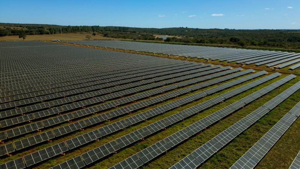 Usina Fotovoltaica da Cemig Sim em Jequitibá