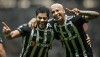 Hulk e Deyverson foram companheiros de ataque no Atlético