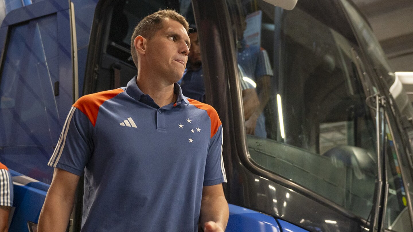 Se il Cruzeiro lascia, Rafael Cabral potrà giocare in un altro club? Capire la finestra di trasferimento Se il Cruzeiro lascia, Rafael Cabral potrà giocare in un altro club? Capire la finestra di trasferimento