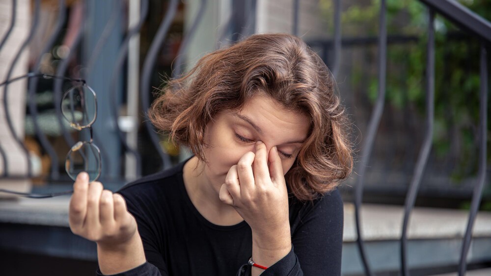 Desviar o olhar é mentira, vergonha ou timidez? Psicólogos revelam o que isso indica psicologiasdobrasil.com.br - Desviar o olhar é mentira, vergonha ou timidez? Psicólogos revelam o que isso indica