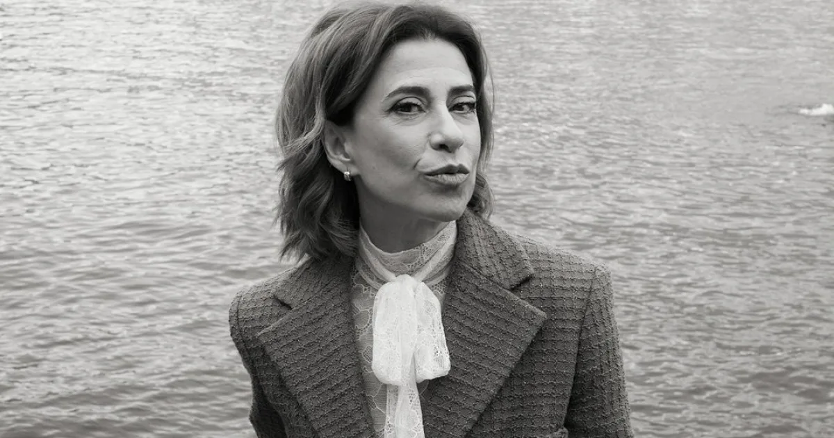 Fernanda Torres Brilha na Campanha de Luxo da Chanel ao Lado de Outras Celebridades