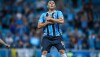 Carlos Vinícius, do Grêmio, comemora gol marcado em jogo pelo Brasileiro