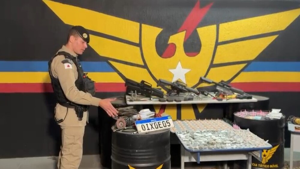 Polícia desmantela fábrica de armas na região nordeste da capital