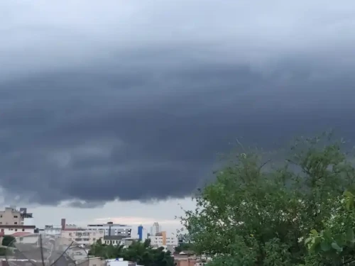 Mais de 77% de MG segue em alerta para chuva forte e ventos intensos; veja lista