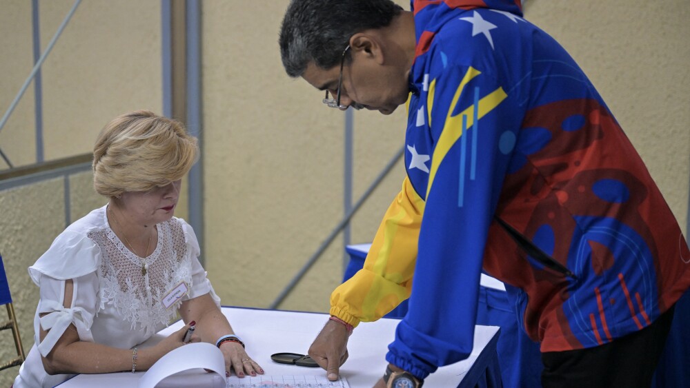 Nicolás Maduro vota em eleição presidencial e diz que reconhecerá resultado - Rádio Itatiaia