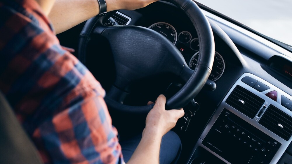 carro volante Pixabay.jpg