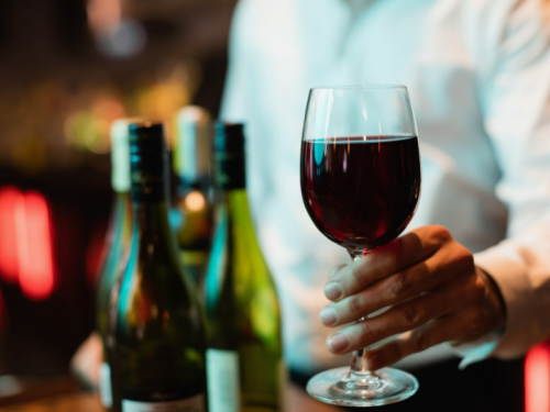 Indústria vitivinícola exporta US$ 13 milhões em vinhos e espumantes em 2025