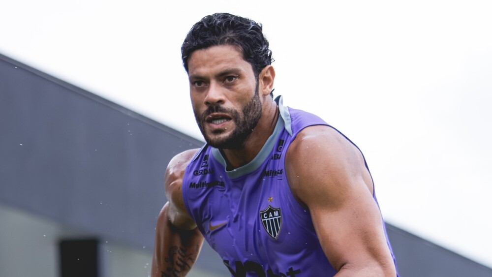 Hulk em treino pelo Atlético