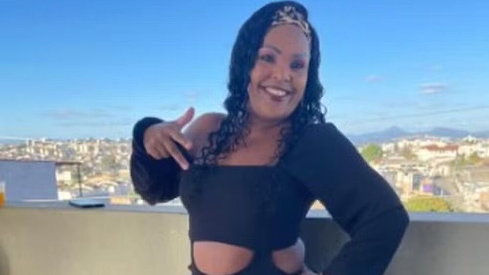 Foto mostra Adriana Geralda Farias