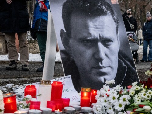 Rússia é acusada de envenenar, com toxina de rã, opositor morto em prisão