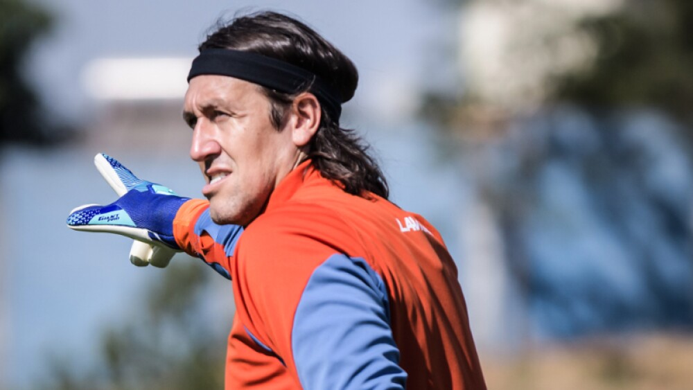 Cássio, goleiro do Cruzeiro, em treino na Toca da Raposa II, em Belo Horizonte