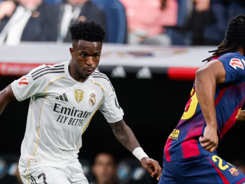 Vini Jr., do Real Madrid, em jogo contra o Barcelona