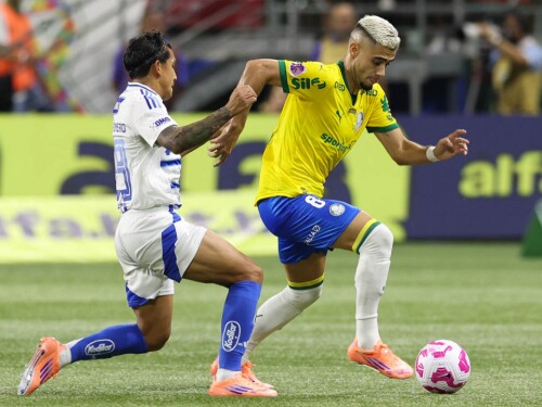 Lucas Romero, do Cruzeiro, e Andreas Pereira, do Palmeiras