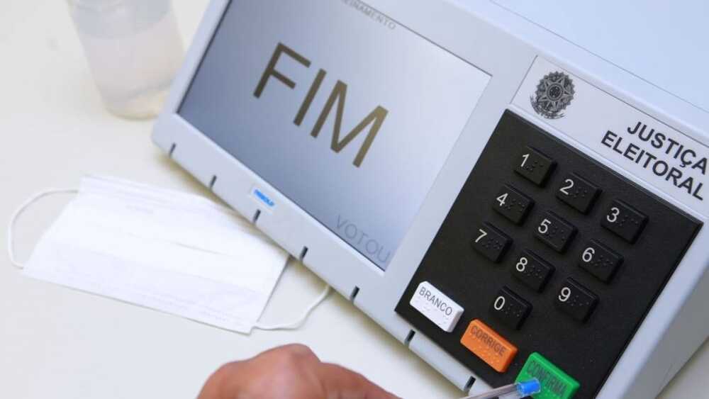 Relatório sobre urnas será entregue nessa quarta-feira ao TSE