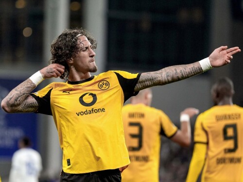 Fábio Silva comemora gol do Borussia Dortmund contra o Copenhagem, pela Champions League