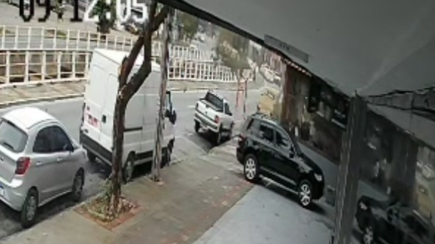 Explosão deixa dono de restaurante com queimaduras graves