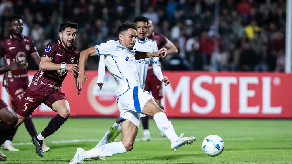 Cruzeiro empatou com o Mushuc Runa-EQU, nesta quarta-feira (7)