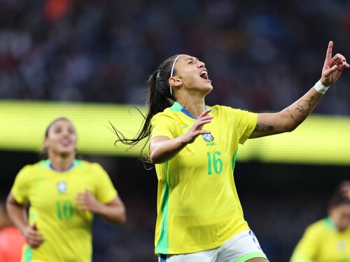 Seleção Brasileira feminina derrota a Inglaterra em amistoso neste sábado (25)