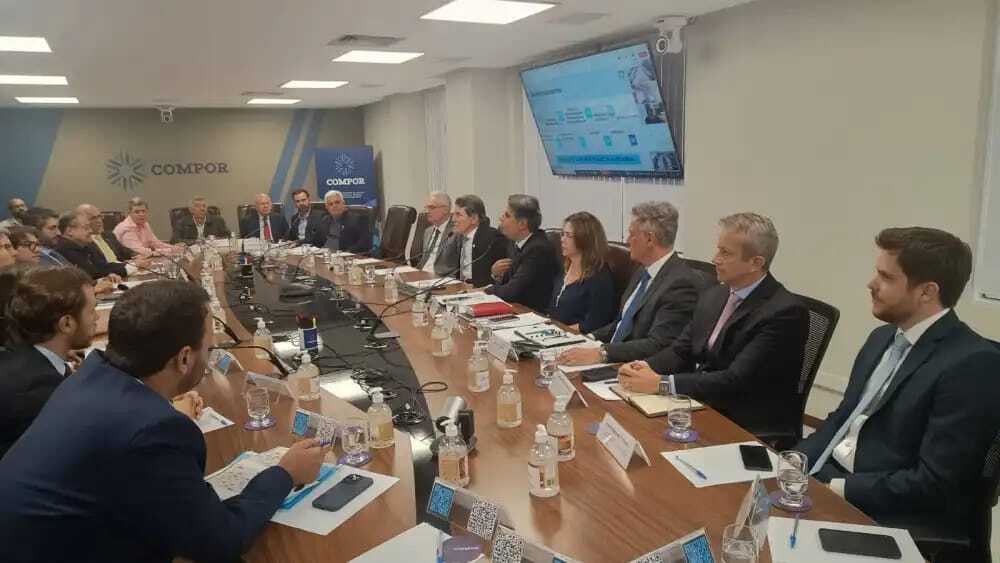 Entidades do setor minerário e representantes do poder público têm se reunido para debater possível nova estrada